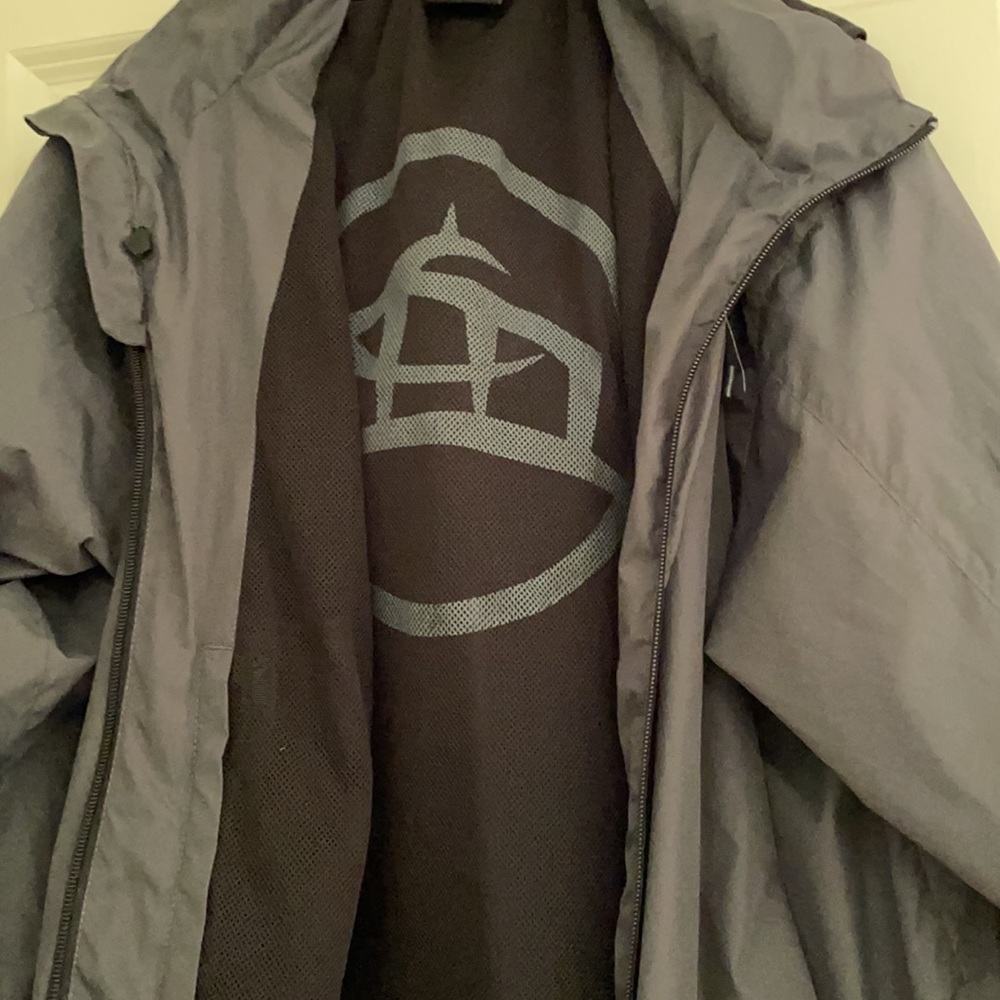 Stormtech Lightweight Jacket - image 3